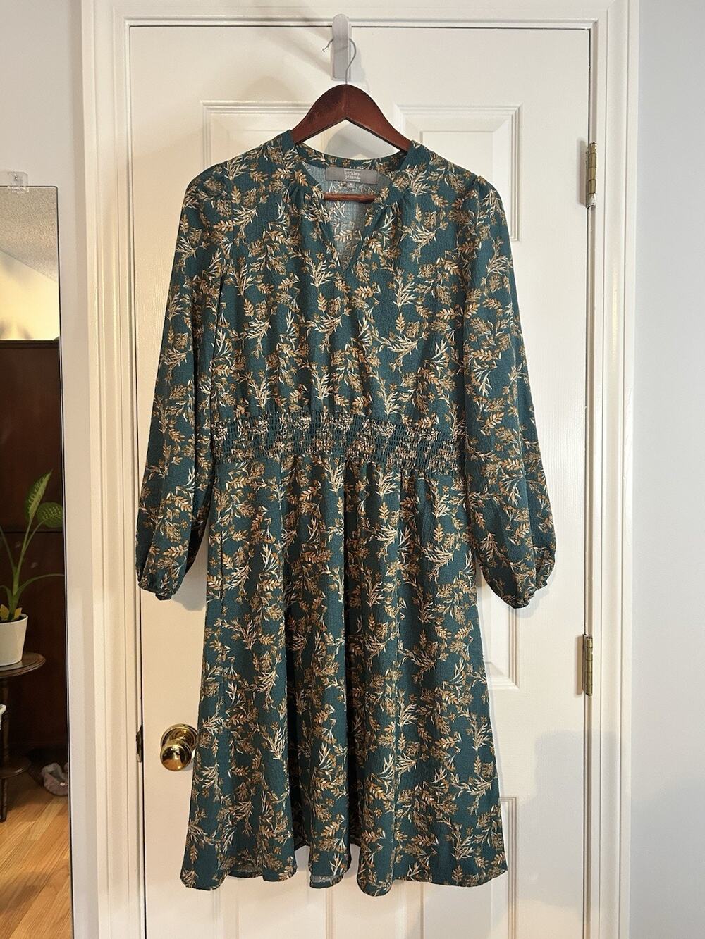 Berkley Jensen Womens M Teal Floral Smocked Waist V Neck Midi Dress
